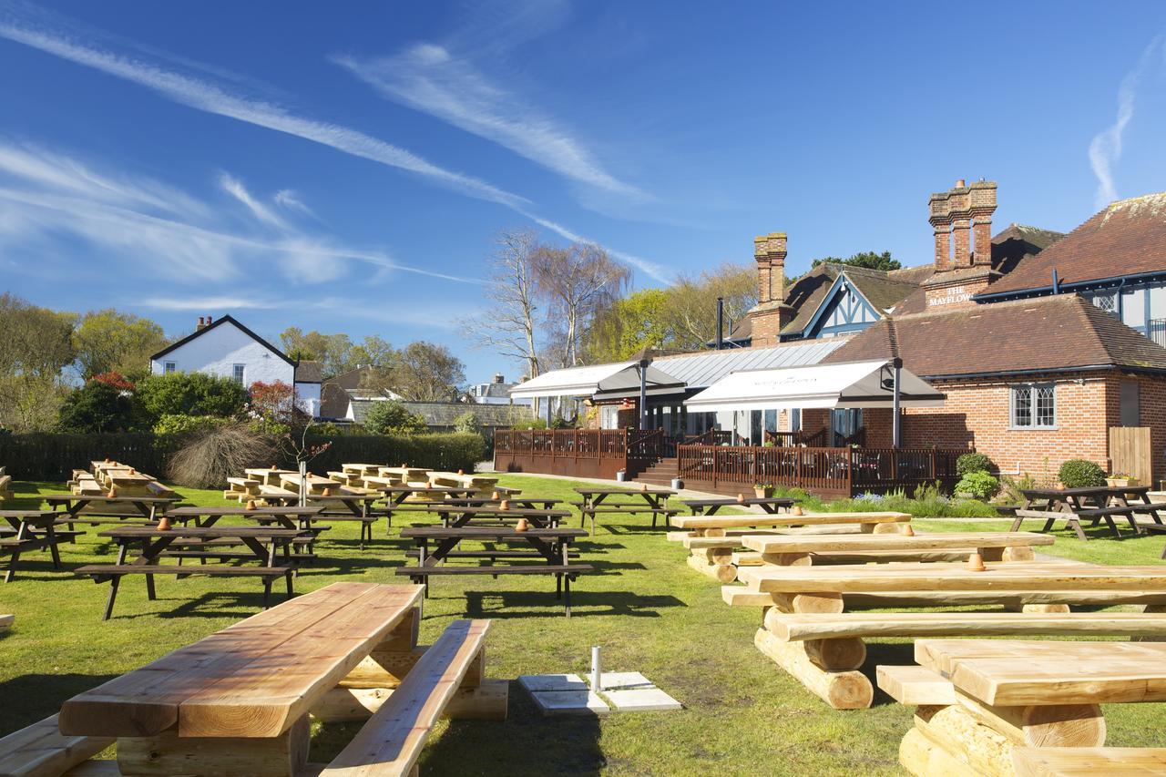 The Mayflower Lymington Exteriör bild